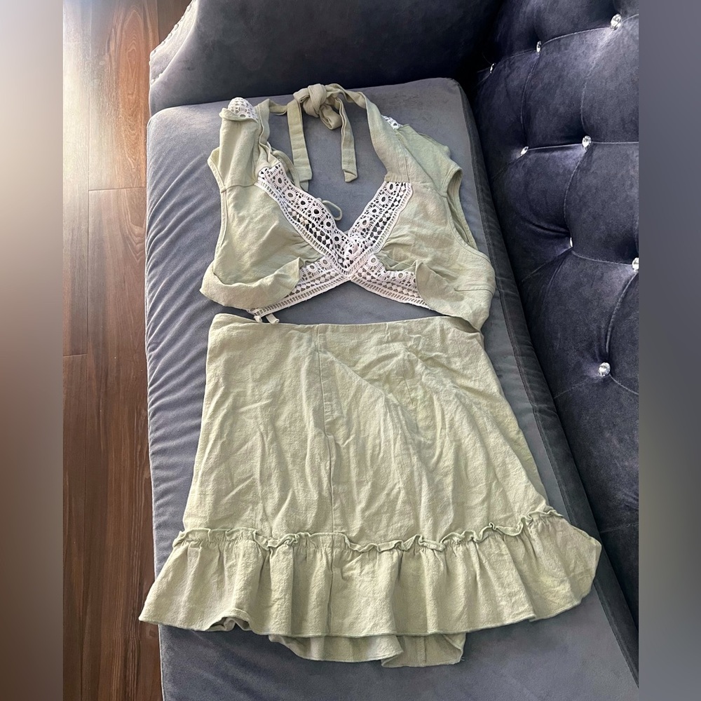 Light green two piece skirt set